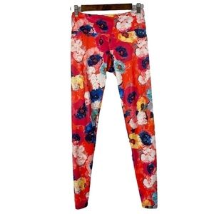 Onzie Red Colorful Floral Skinny 7/8 Athletic Pants XS